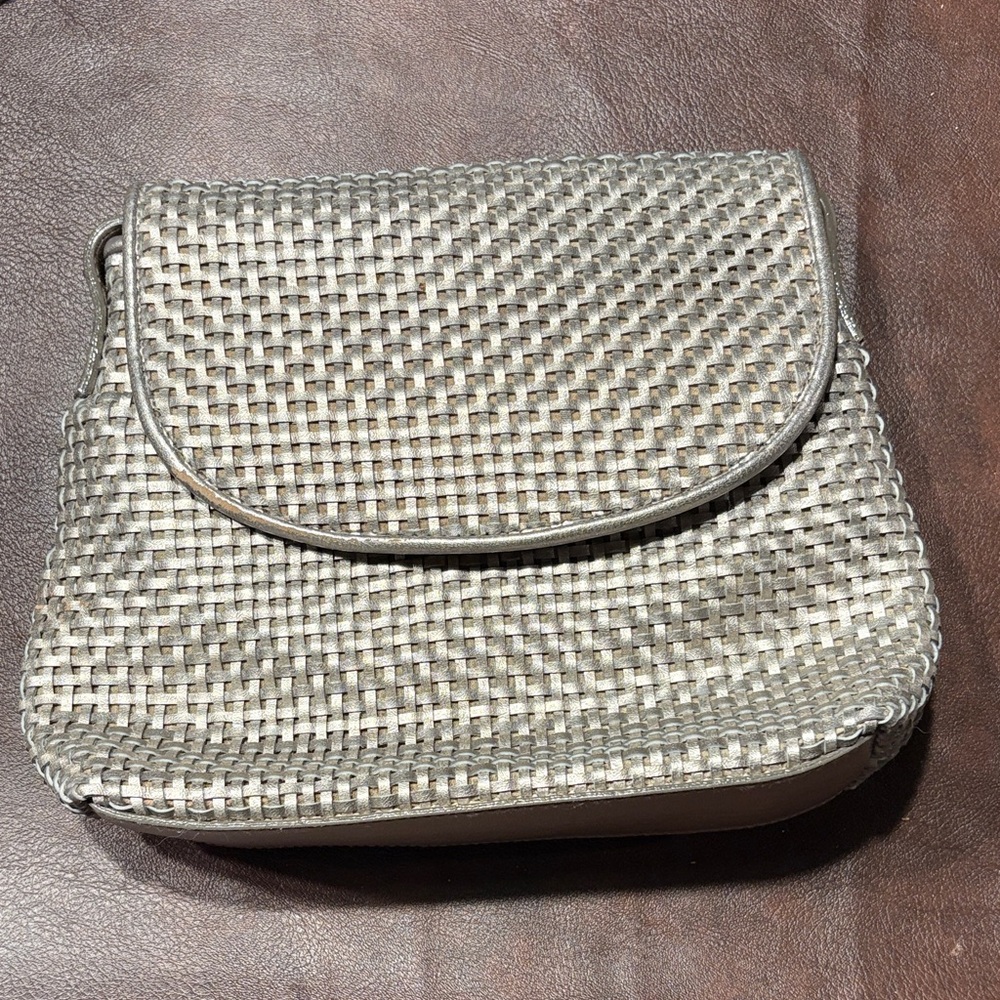 Chic Woven Tan Mini Bag
